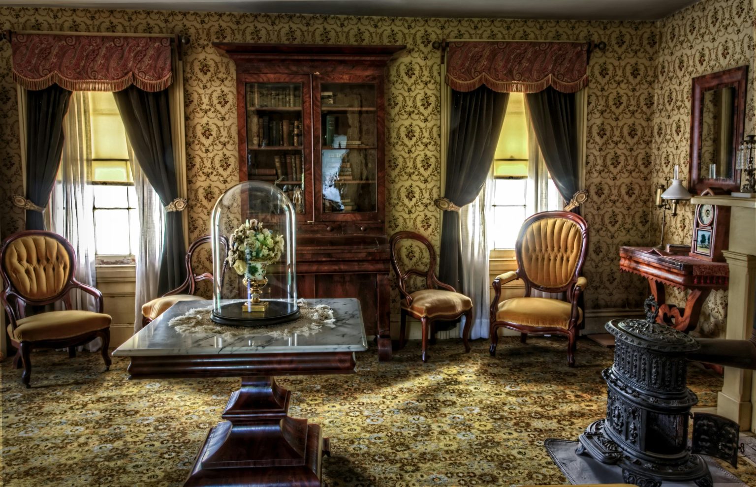 Drawing Room Interior Design Ideas in Ethnic Style - Home Makers ...