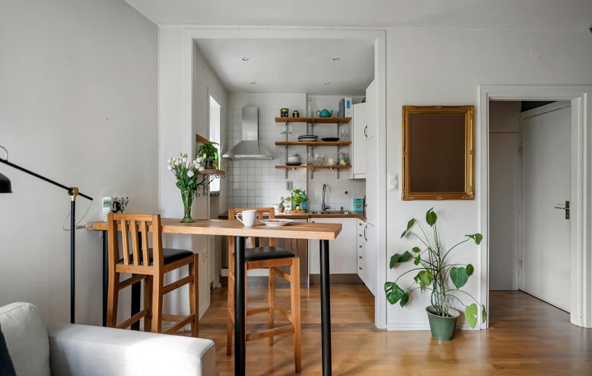 Customized Luxury Interiors in Mumbai - Tailored Design for Elite Homes 1 Customized luxury interiors design of a modern elite home in Mumbai with bespoke furniture, premium finishes, and elegant décor.